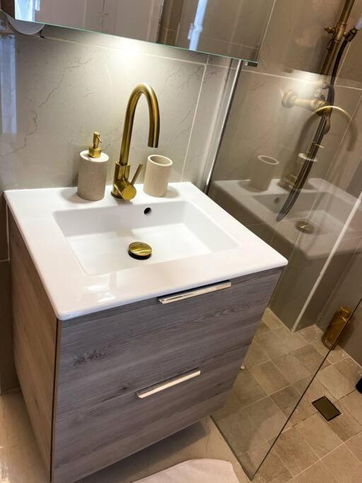 Romantique Jacuzzi, Au Chateau A 30 Min De Paris Limay Exterior foto
