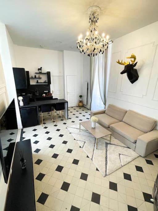 Romantique Jacuzzi, Au Chateau A 30 Min De Paris Limay Exterior foto