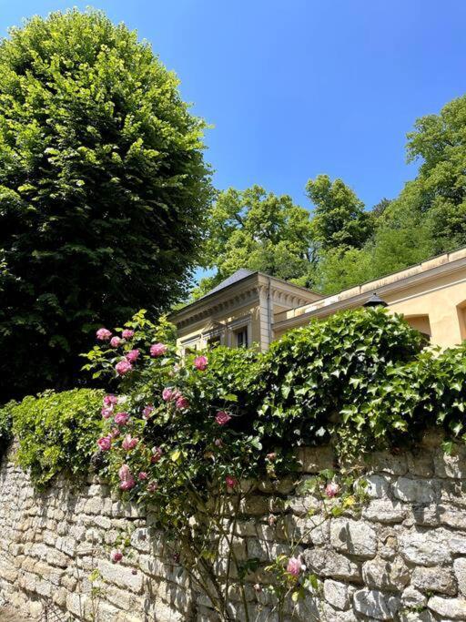 Romantique Jacuzzi, Au Chateau A 30 Min De Paris Limay Exterior foto